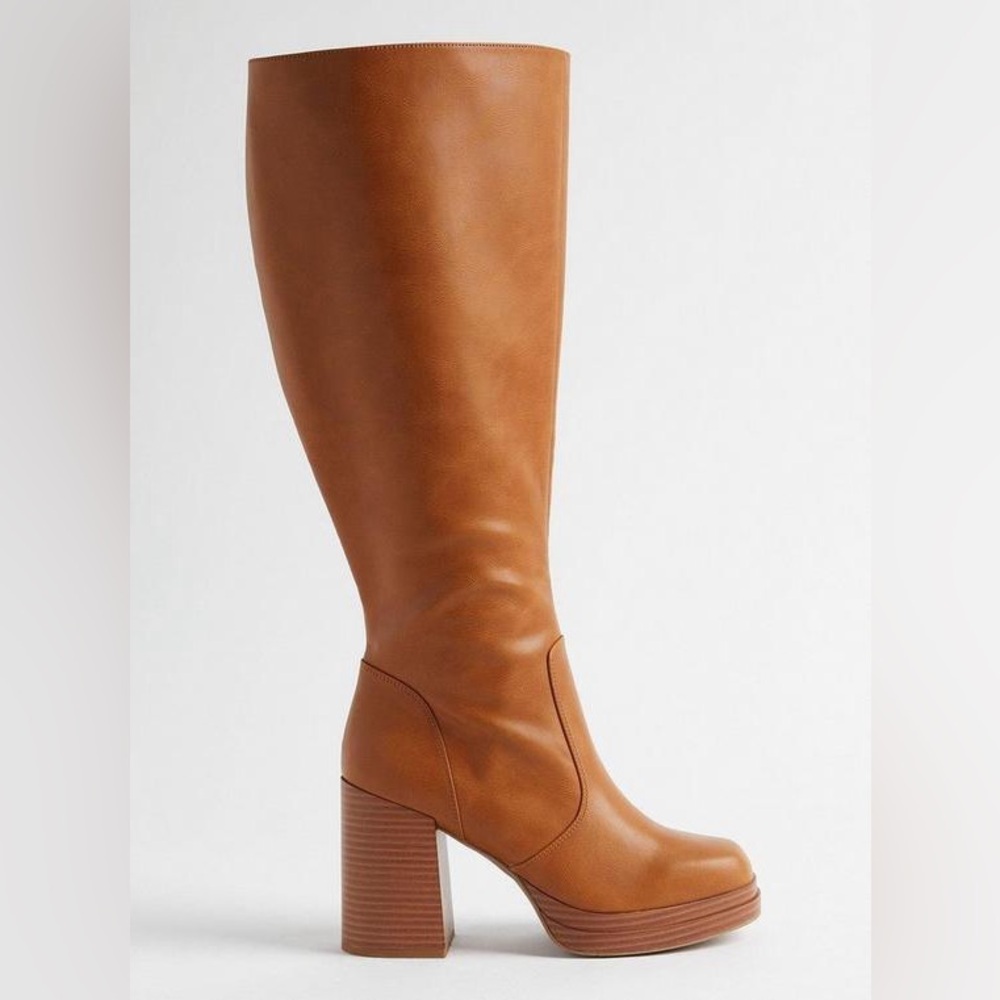 Platform Knee Boot (WW)